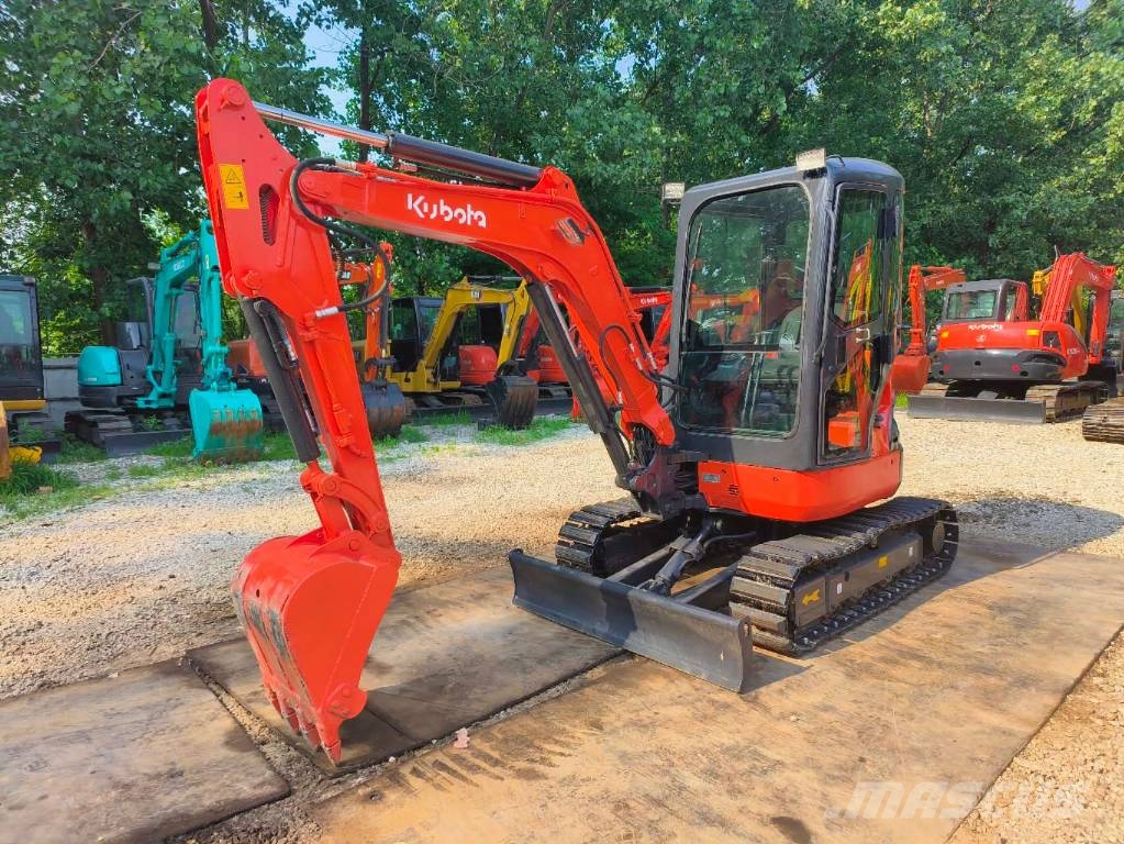 Kubota U 35 حفارات صغيرة أقل من 7 طن (حفارات صغيرة)
