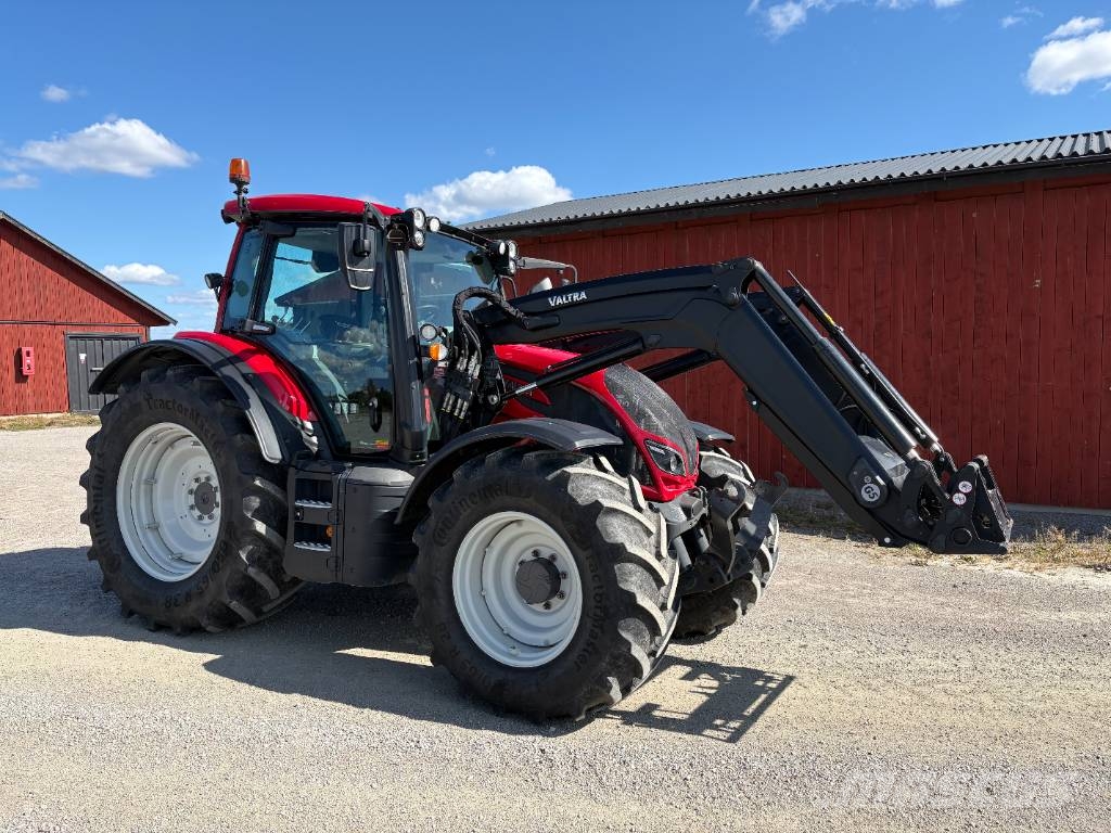 Valtra N174 -4+L+F ACTIVE Traktorji