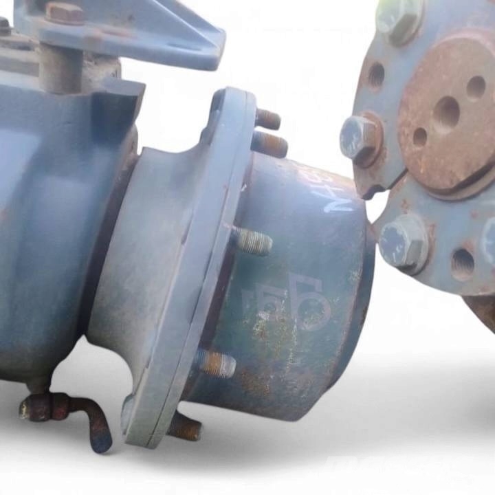 New Holland Hub reduction hub 03BO1 86020255 8870 Transmisiones