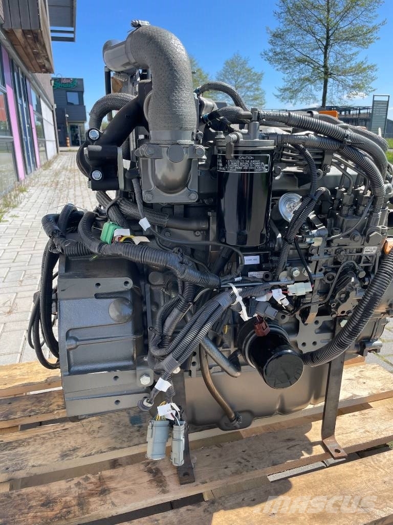 Yanmar 4TNV98 T Motorer