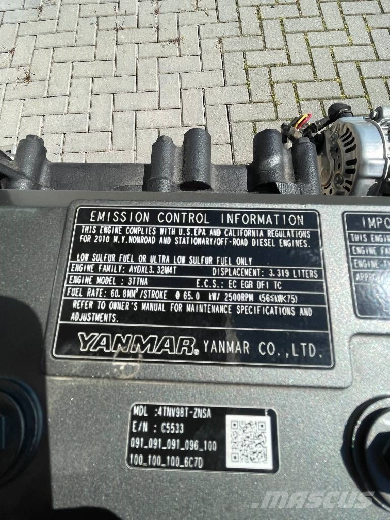 Yanmar 4TNV98 T Motorer