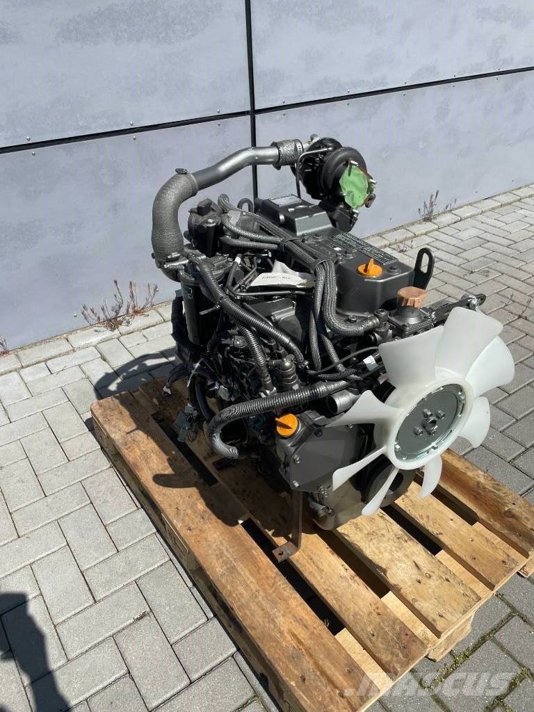 Yanmar 4TNV98 T Motorer