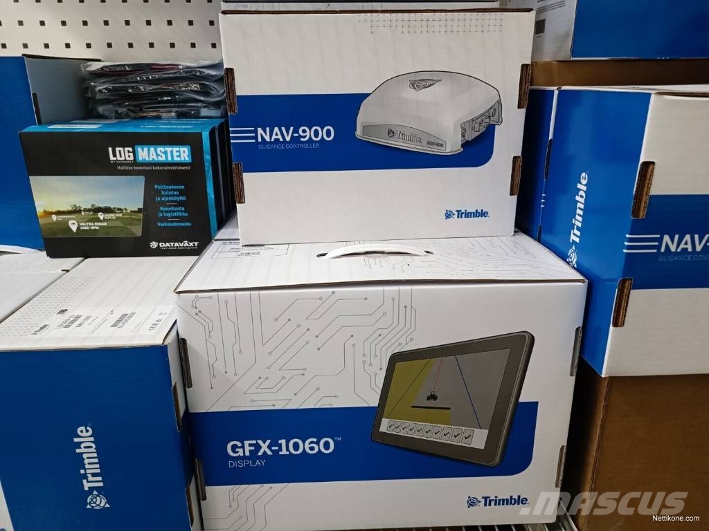 Trimble GFX 1060 & NAV-900 EZ PILOT PRO GPS