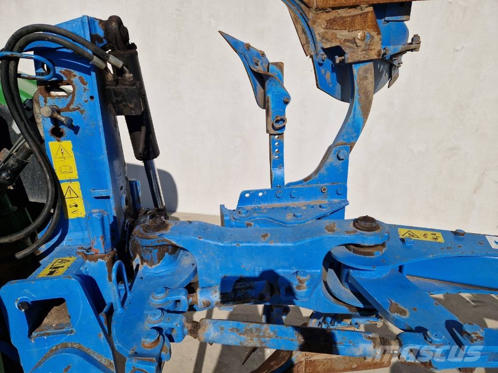 Lemken EurOpal 6 محاريث عكسية