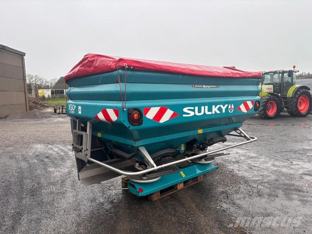 Sulky X50 + ECONOV/ coupure de tronçon معدات رش أسمدة