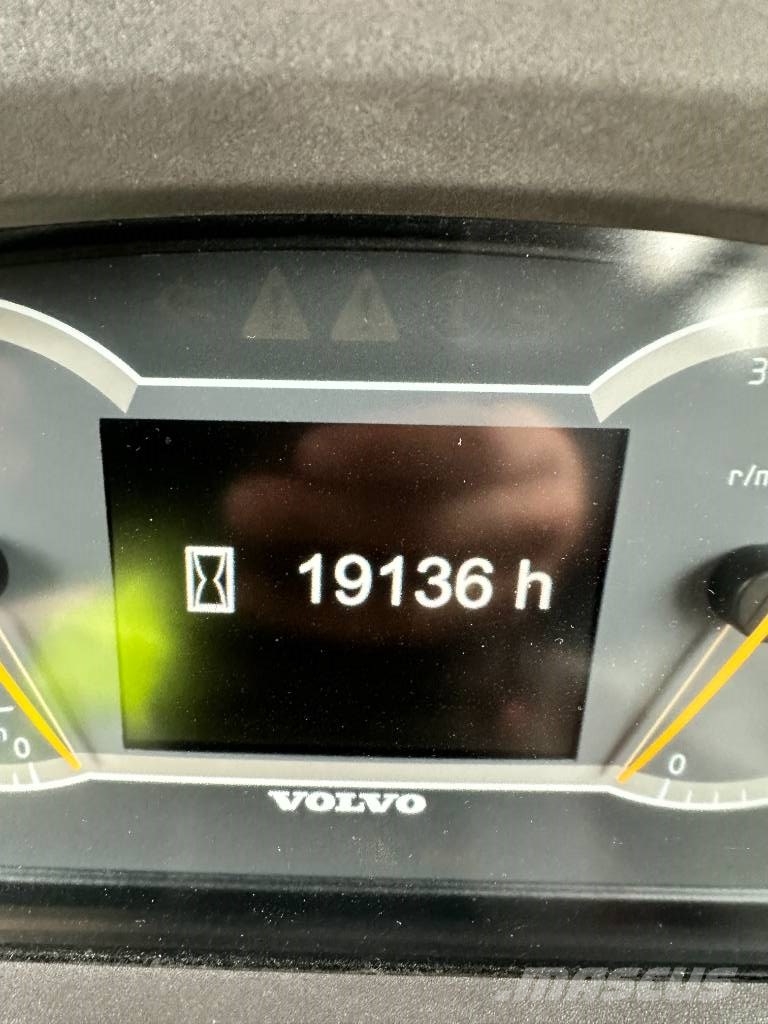 Volvo A 40 FFS Zglobni demperji