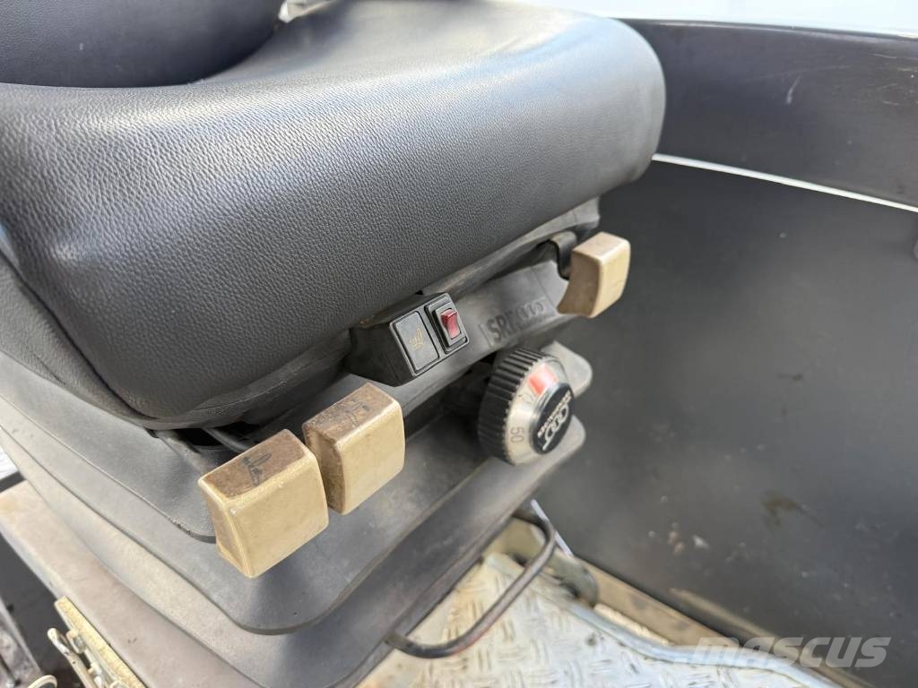 Dynapac SD 2500 CS Asfaltni finišeri