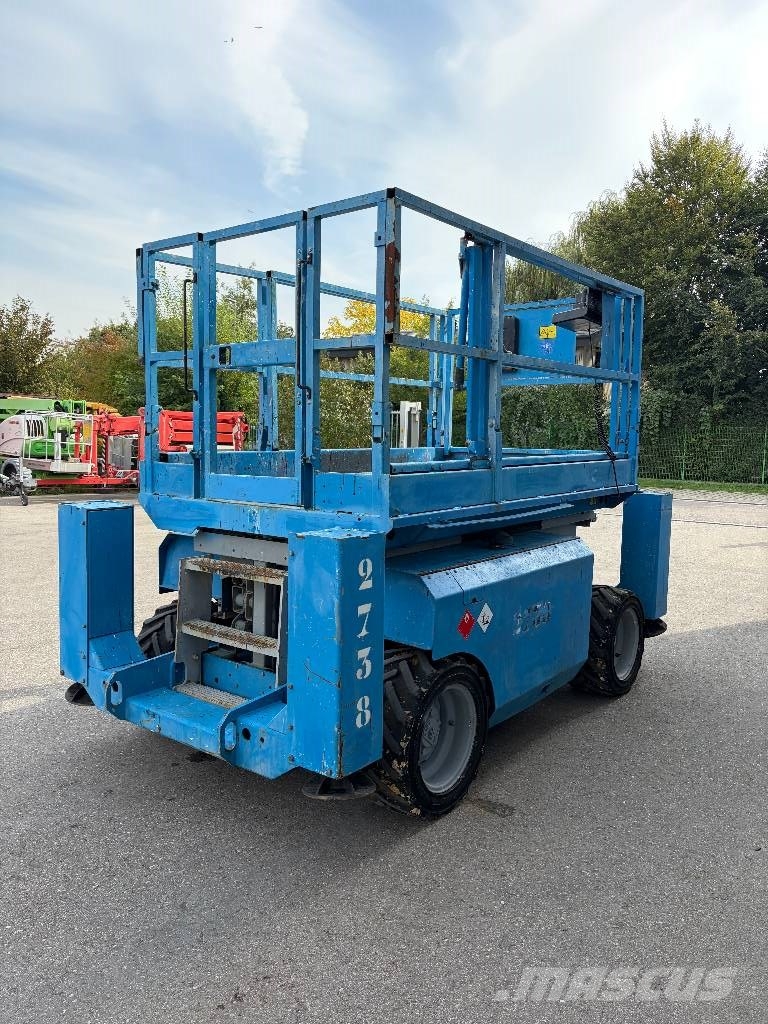 Genie GS 2668 10m Diesel Scherenarbeitsbühne Šķerveida pacēlāji
