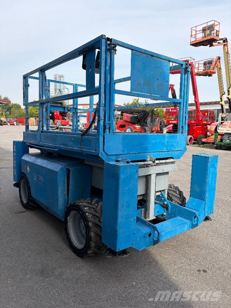 Genie GS 2668 10m Diesel Scherenarbeitsbühne Šķerveida pacēlāji