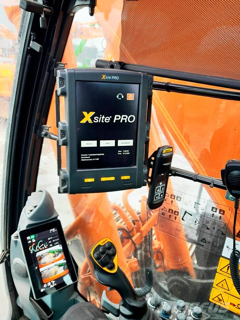 Hitachi ZX 300 LC-7 Верижен екскаватор