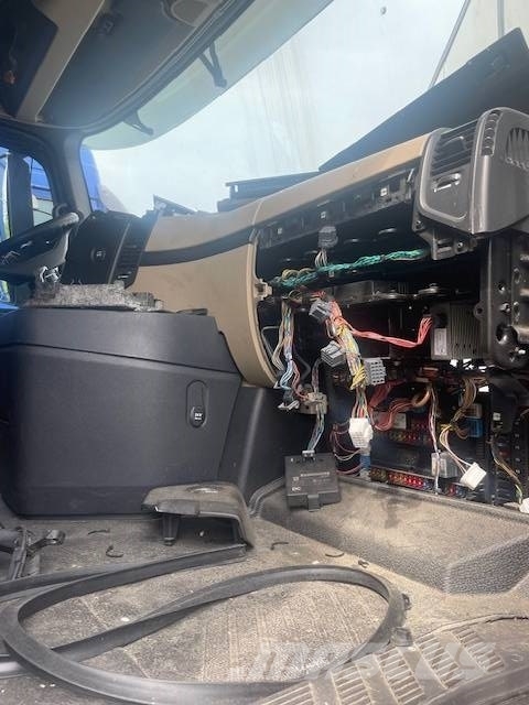 DAF XG, XF NGD, MB, 6 kpl ohjaamo Kabinen