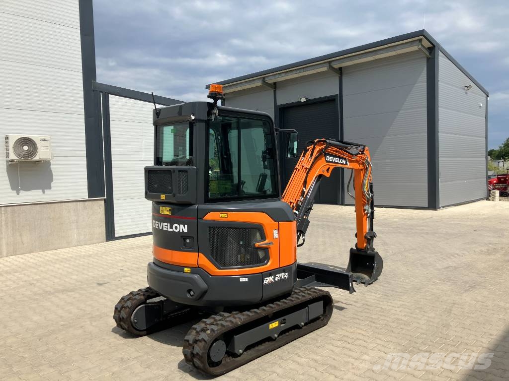 Develon DX 27 Z-7 Minigravemaskiner