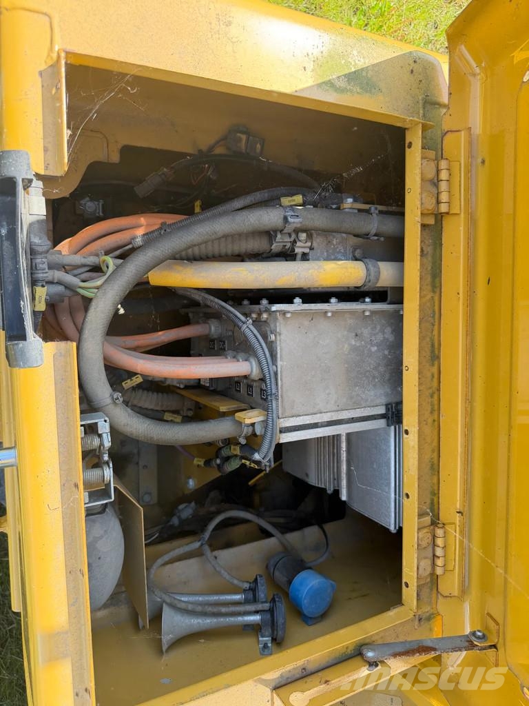 CAT Electric 323FL Z-LINE حفارات زحافة