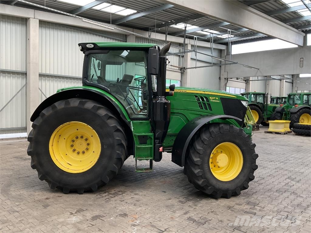 John Deere 6215R Tratores Agrícolas usados