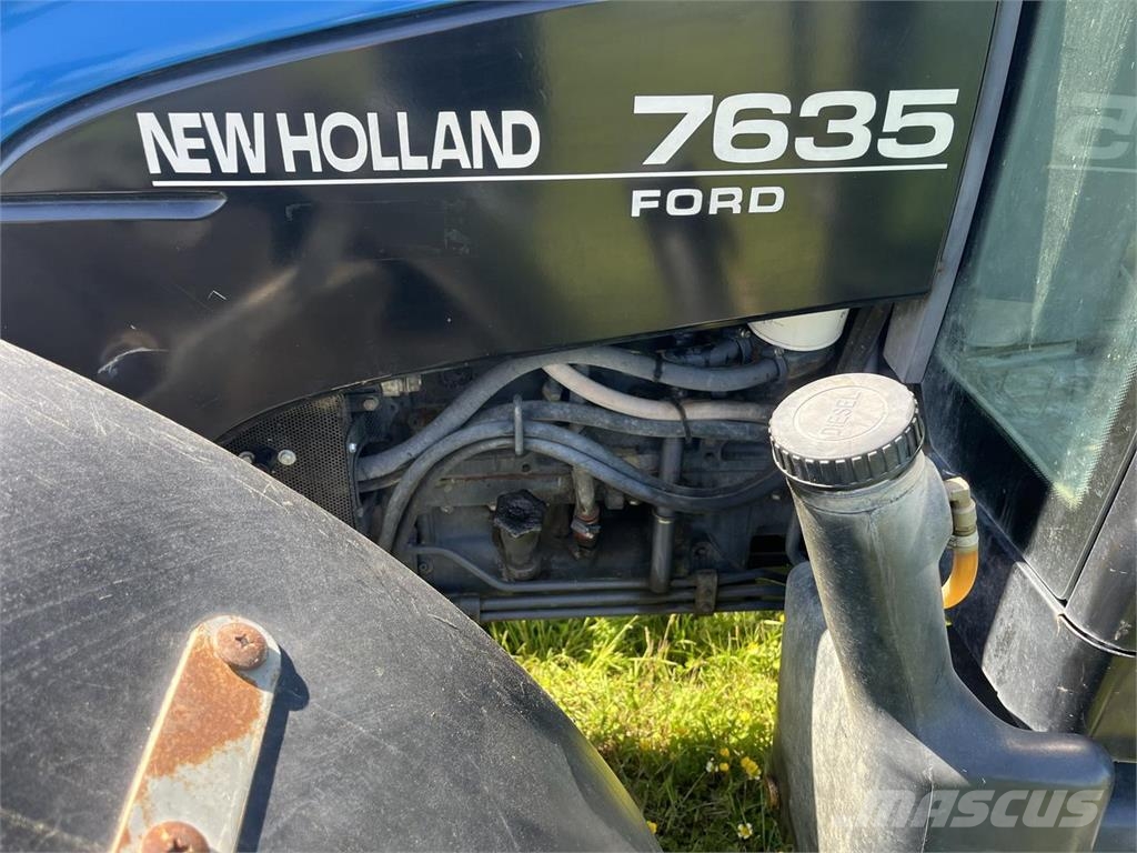 New Holland 7635 Traktori