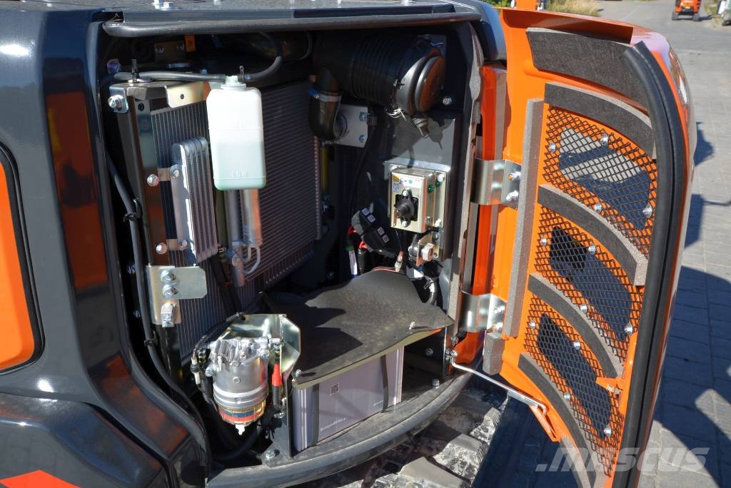 Hitachi ZX 55 U-6 Мини екскаватори < 7 т