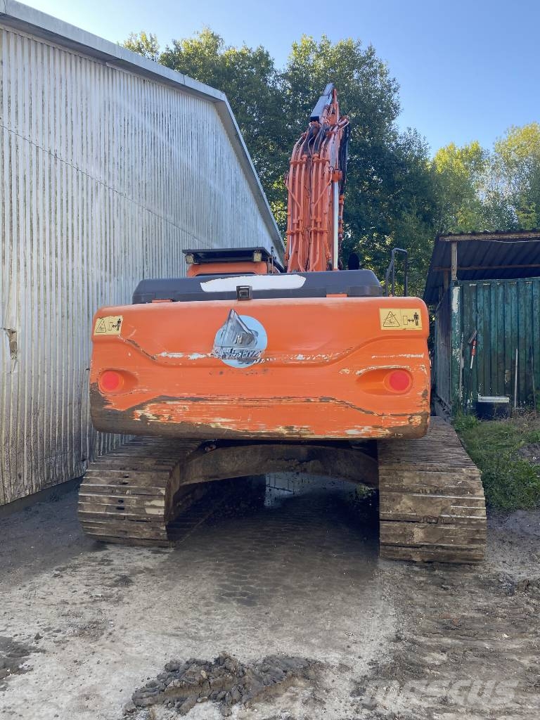 Doosan DX 255 LC Crawler excavators