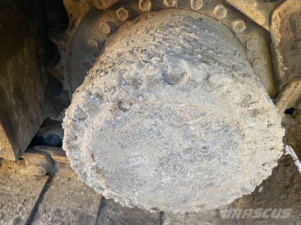 Doosan DX 255 LC Crawler excavators