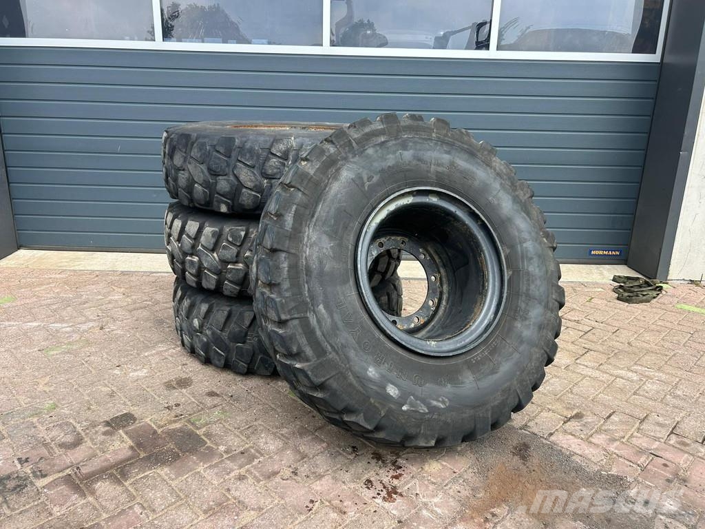 Uniroyal 14.00R20 Neumáticos, ruedas y llantas