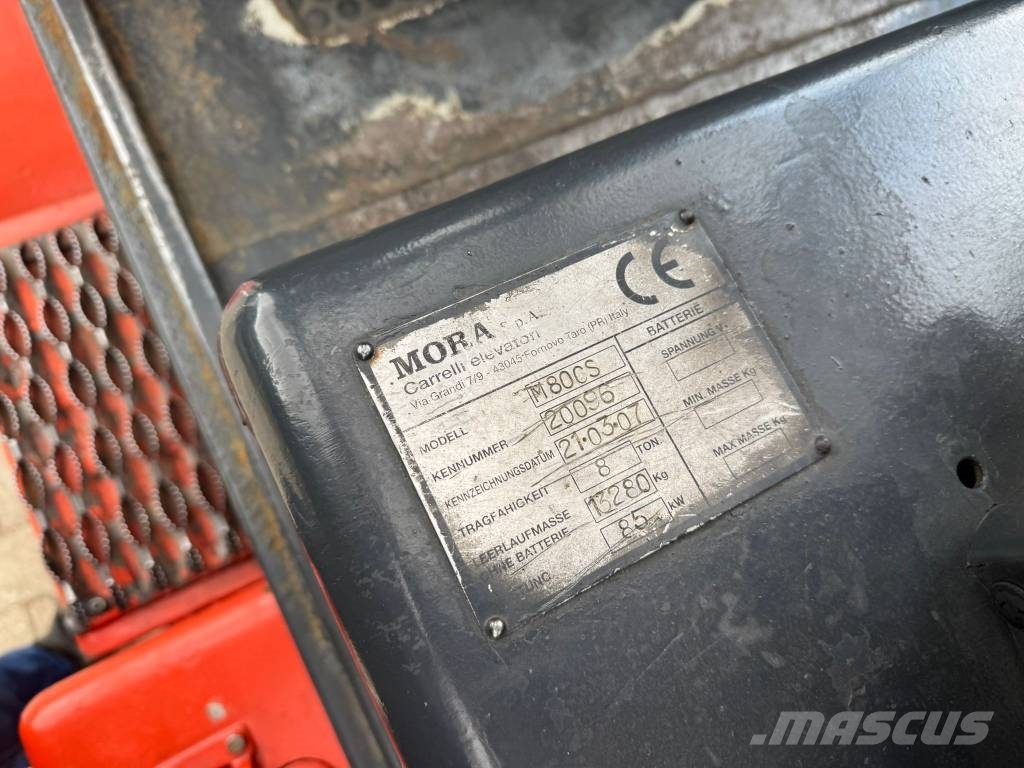 Mora MC80CS Dīzeļa autoiekrāvēji