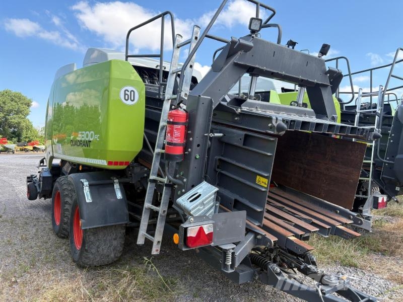 CLAAS QUADRANT 5300 FC T+ST Presse quadre