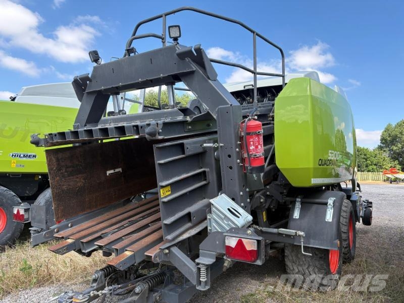 CLAAS QUADRANT 5300 FC T+ST Presse quadre