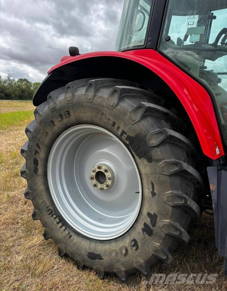 Massey Ferguson 7716 Tractors