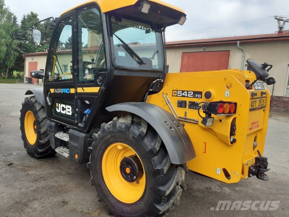 JCB 542-70 Agri Pro Teleskopiniai krautuvai žemės ūkiui