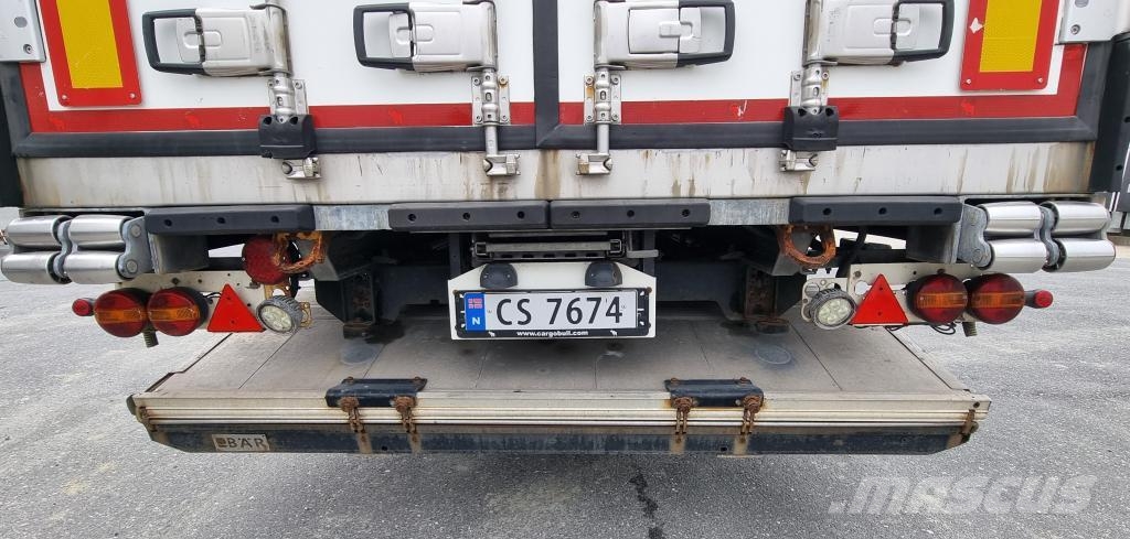 Schmitz Cargobull Trailer Reefer Flower Width & Dual Temp & Double S Koel-vries opleggers