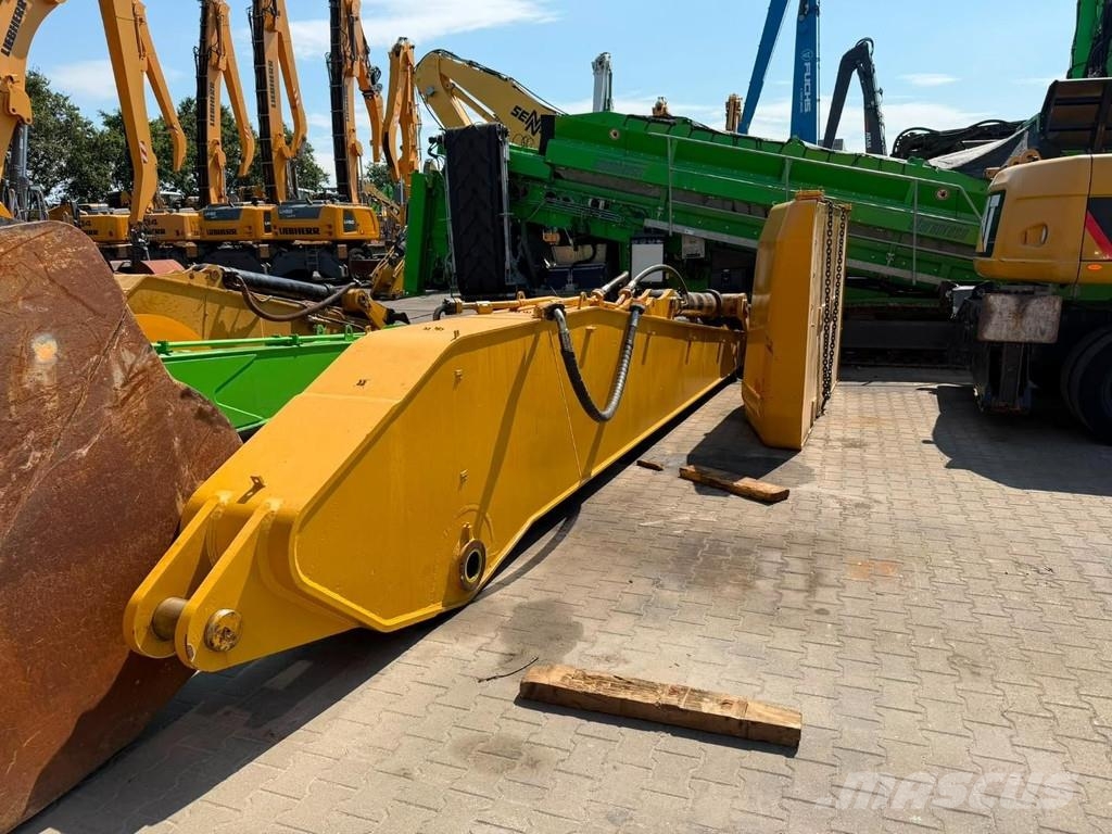 CAT 390FL Semi Longreach 8.4M boom en 7.5M stick حفارات زحافة