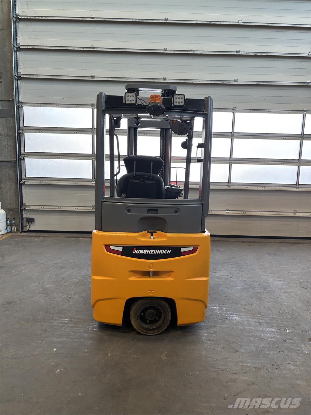Jungheinrich EFG 220 Elektrikli forkliftler