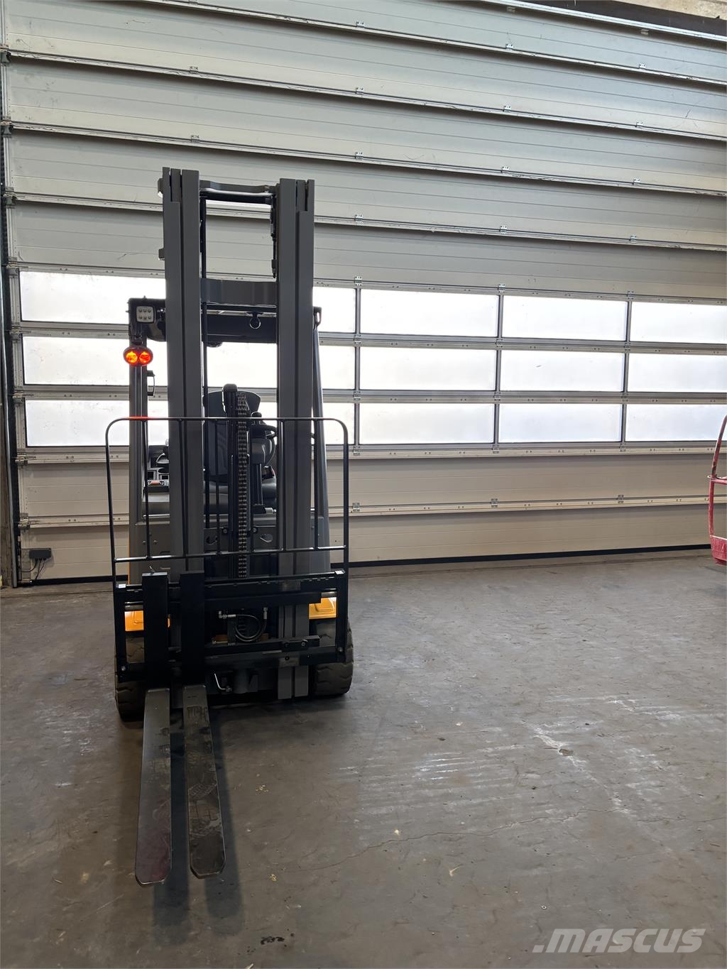 Jungheinrich EFG 220 Elektrikli forkliftler