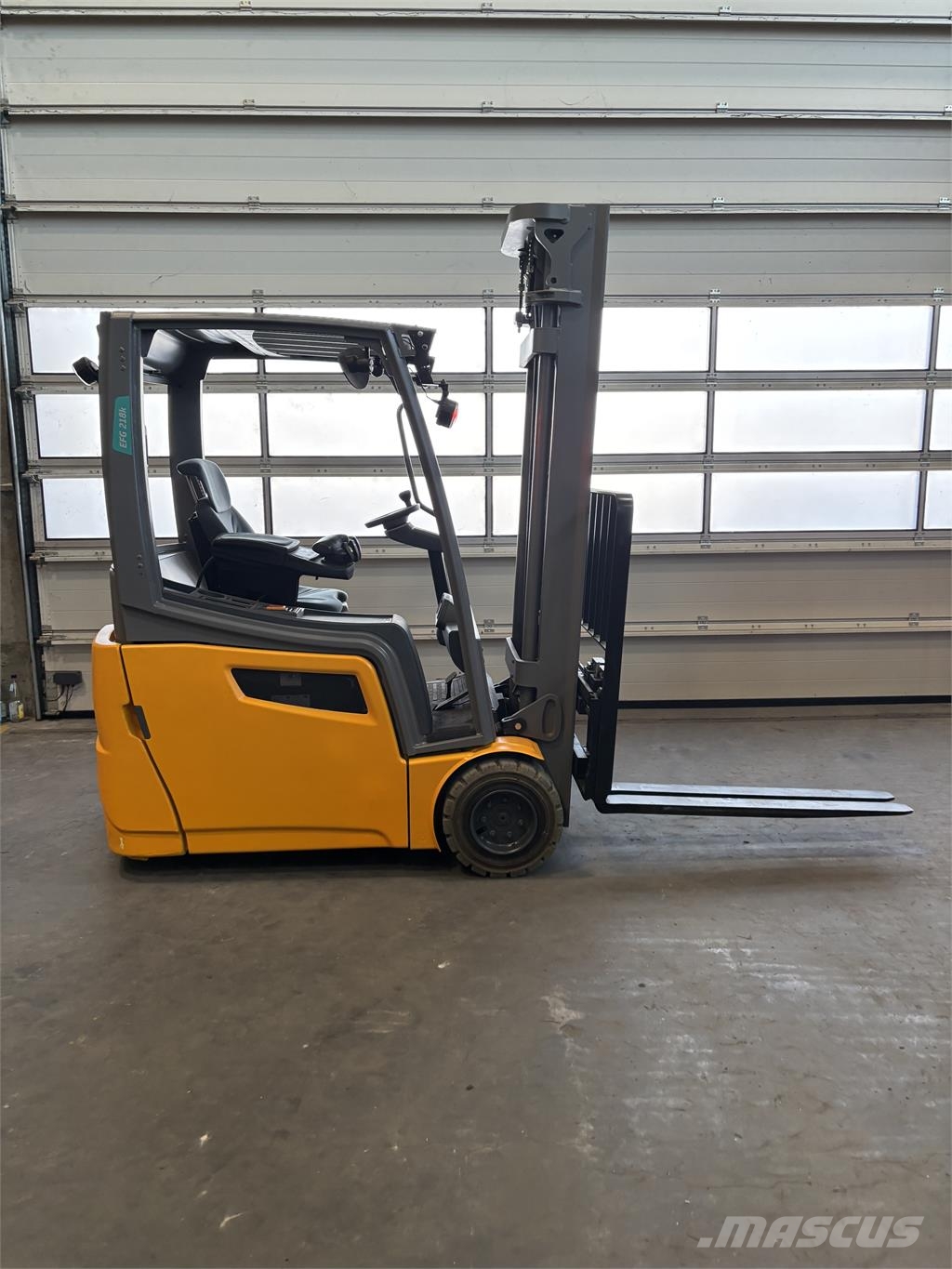 Jungheinrich EFG 220 Elektrikli forkliftler