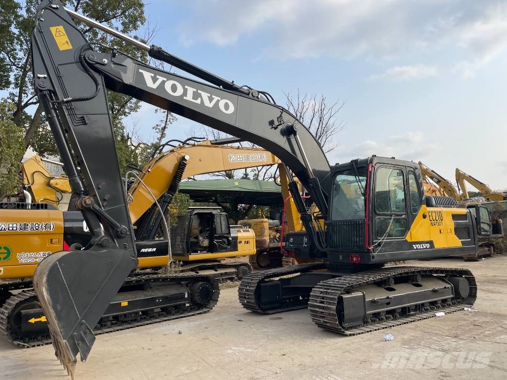 Volvo EC 210 Paletli ekskavatörler