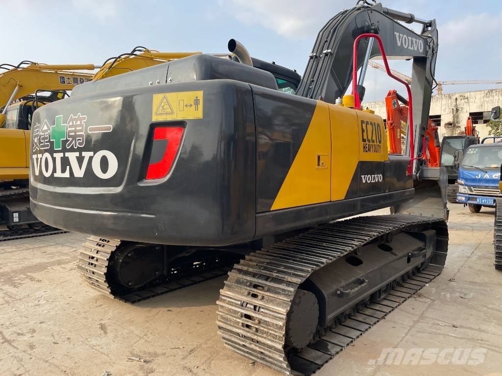 Volvo EC 210 Paletli ekskavatörler