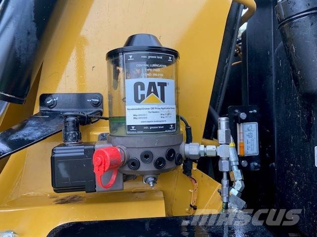 CAT MH 3022 MIETE / RENTAL (12002178) Bagri za prekladanje primarnih/sekundarnih surovin