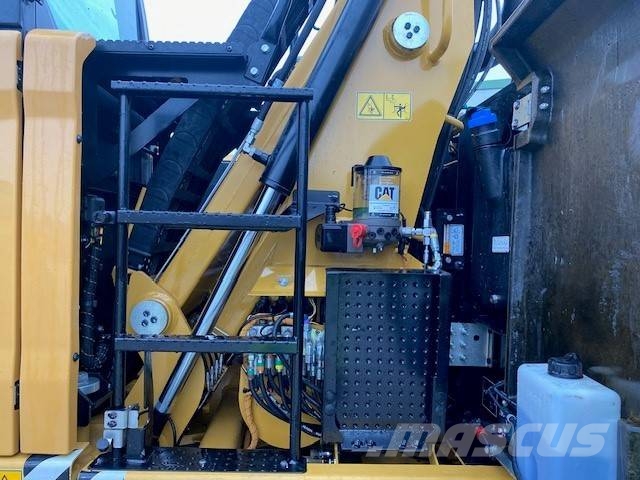 CAT MH 3022 MIETE / RENTAL (12002178) Bagri za prekladanje primarnih/sekundarnih surovin