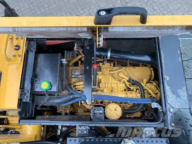 CAT MH 3022 MIETE / RENTAL (12002178) Bagri za prekladanje primarnih/sekundarnih surovin
