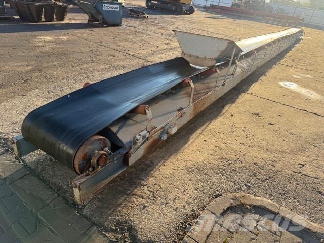 PowerScreen Electric belt conveyor, 20 m long X 650 MM Transporteriai