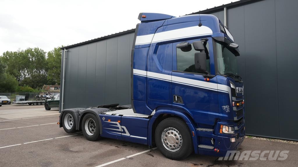 Scania R 520 V8 6x2 tractor unit retarder Trekkvogner