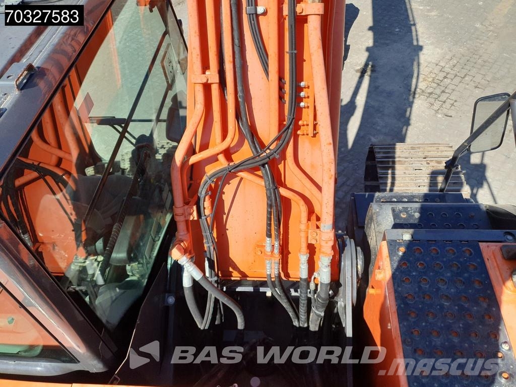 Hitachi ZX210 LC -6 Raupenbagger