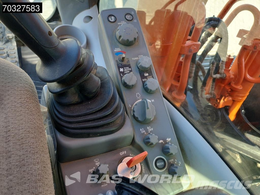 Hitachi ZX210 LC -6 Telakaivukoneet