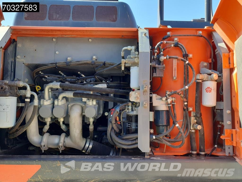Hitachi ZX210 LC -6 Telakaivukoneet