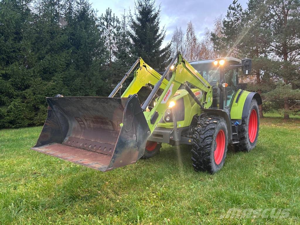 CLAAS Arion 440 Traktorji