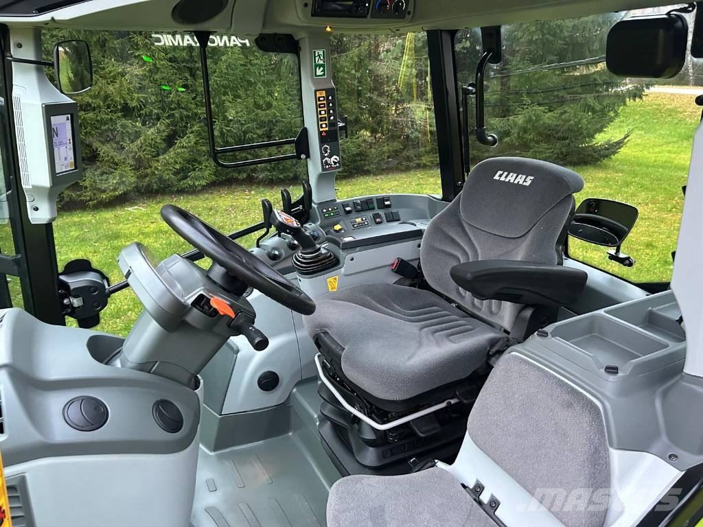 CLAAS Arion 440 Traktorji