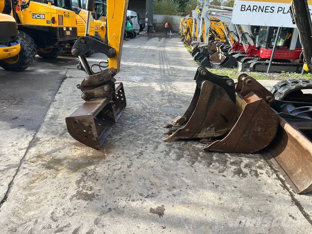 JCB 8085 ZTS Midikaivukoneet 7t - 12t