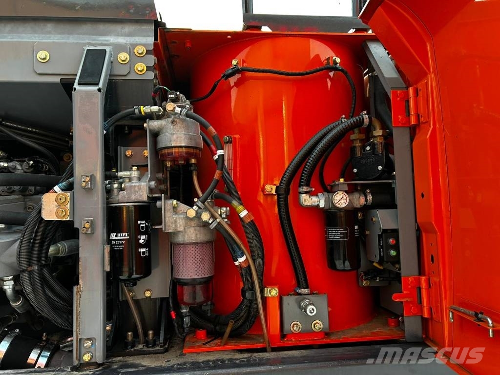 Hitachi ZX 350 LC-6 / 2 Kauhaa, Novatron 3D 履带挖掘机