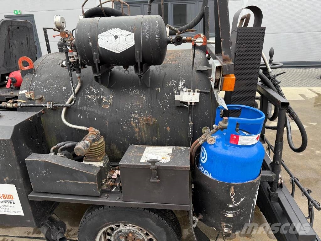 Weiro TM 800 SH Bitumena smidzinātāji