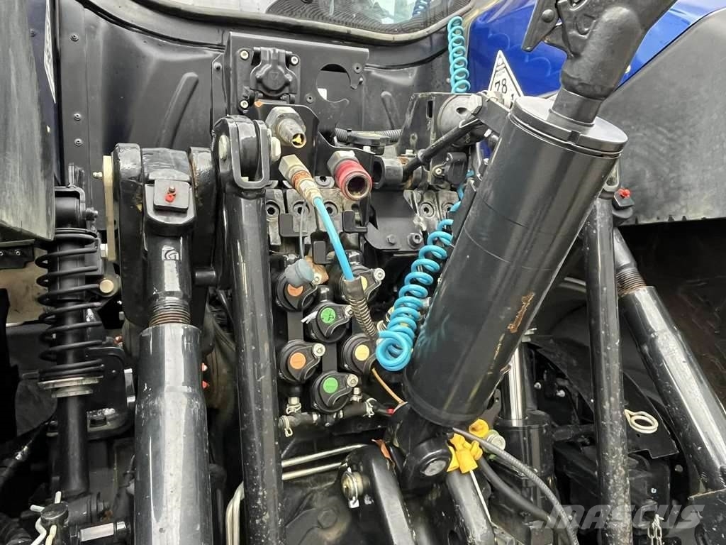 New Holland T7.315 Next Gen Blue Power Tractor Traktori