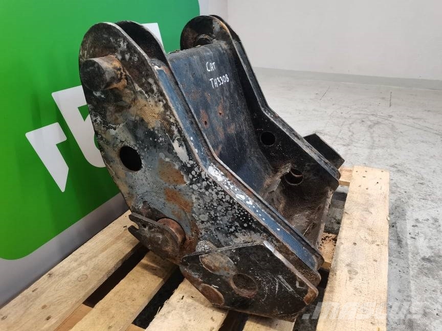CAT TH 220 equipment frame Wysięgniki i ramiona